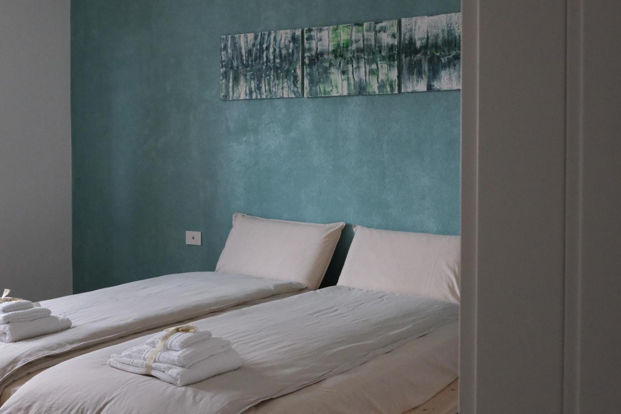 B&B Colori Del Lago Brebbia ภายนอก รูปภาพ
