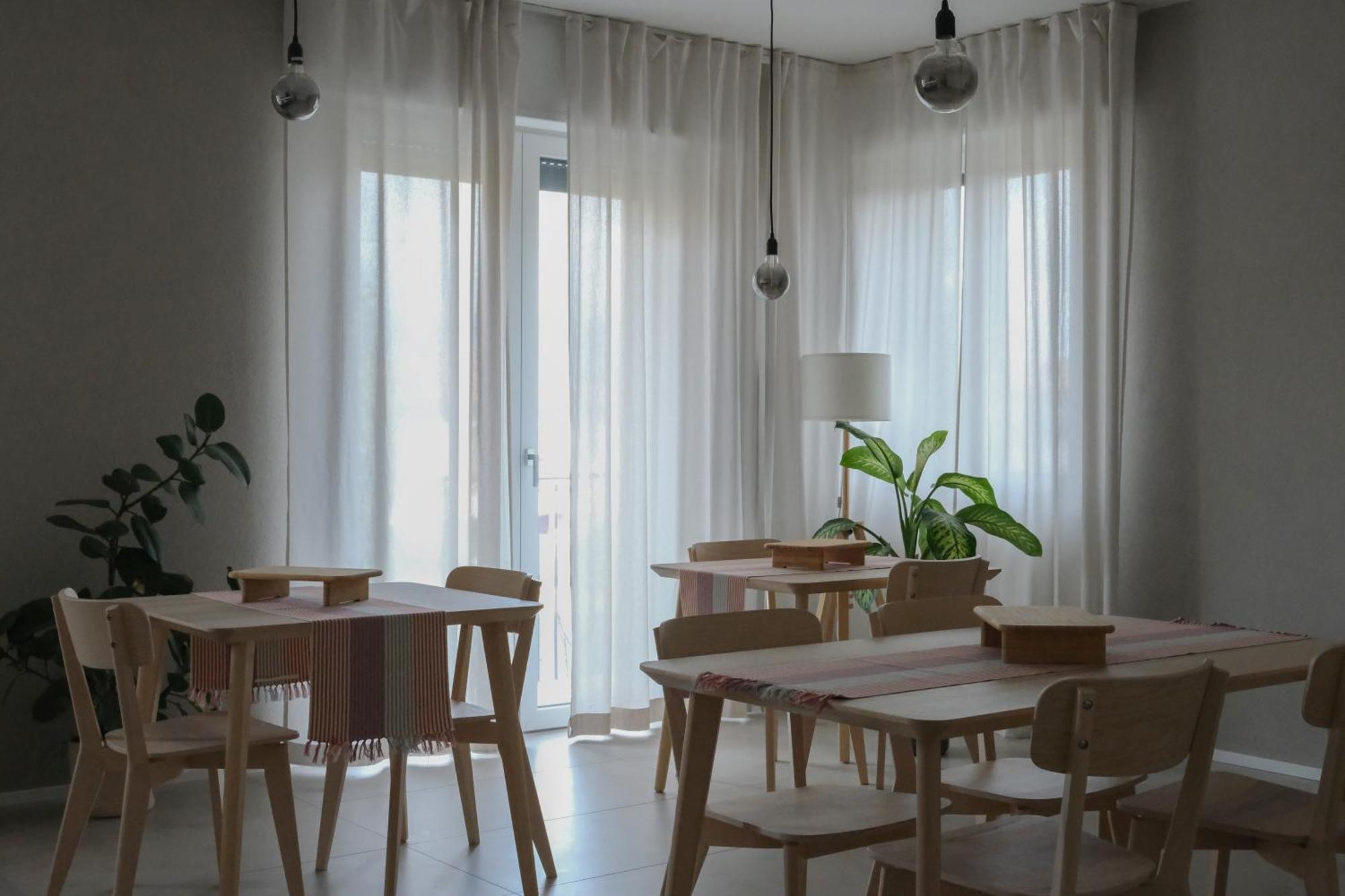 B&B Colori Del Lago Brebbia ภายนอก รูปภาพ