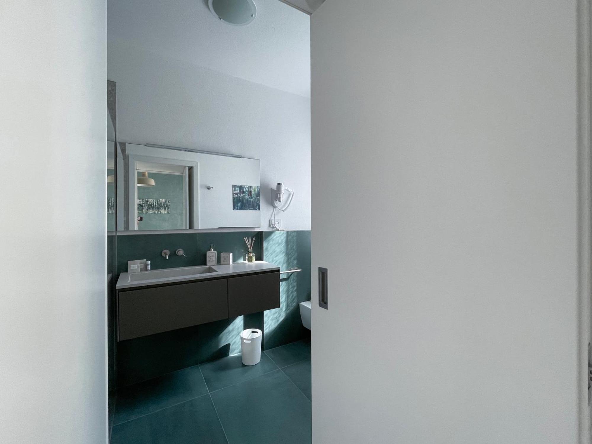 B&B Colori Del Lago Brebbia ภายนอก รูปภาพ